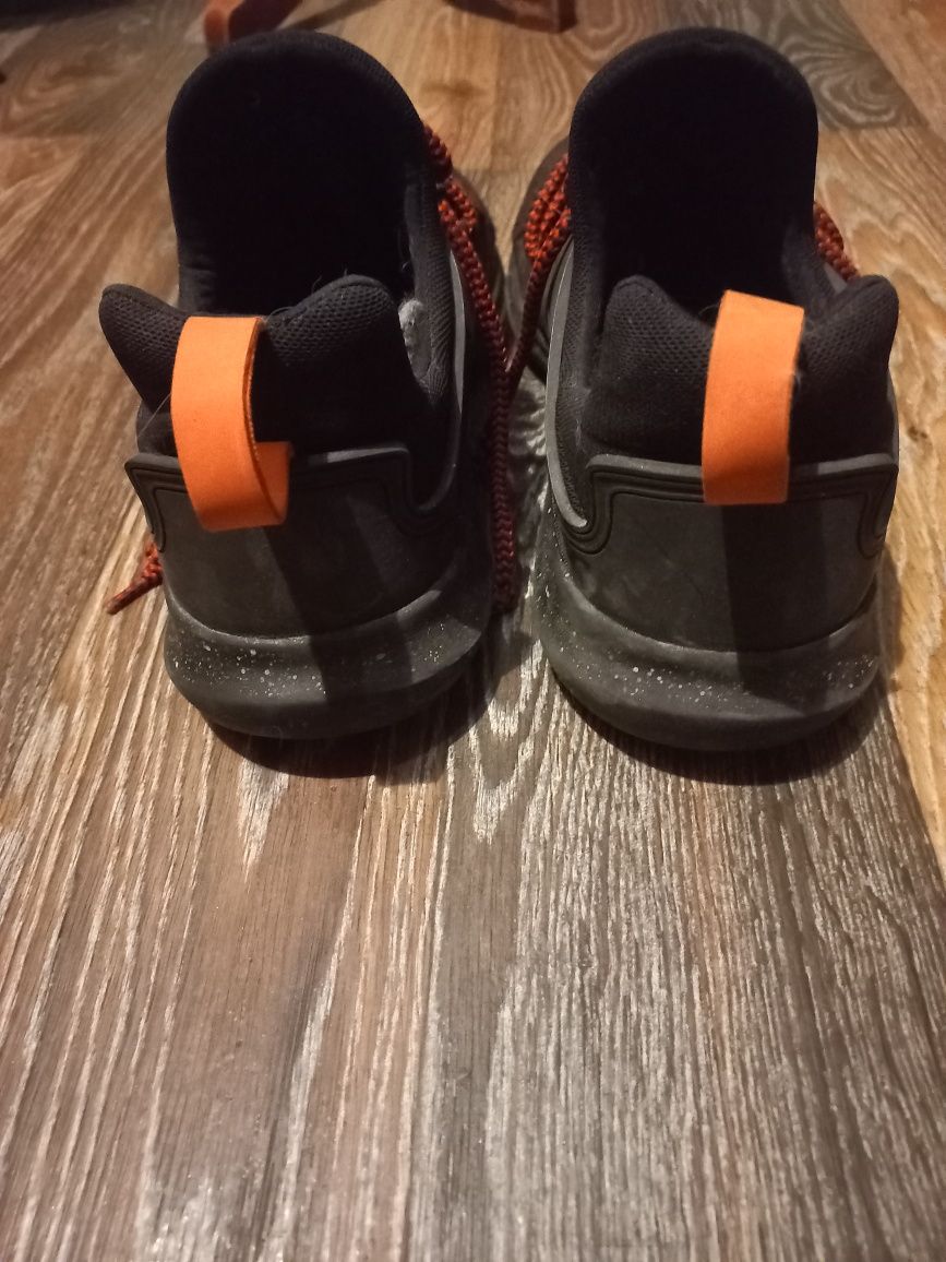 Красовки чоловічі фірмові ZARA,NIKE