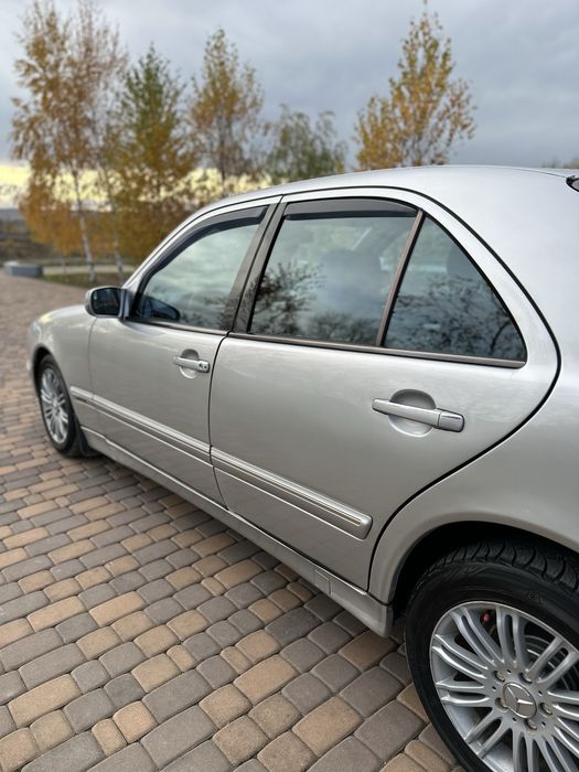 Mercedes-benz E210 2.7 diesel