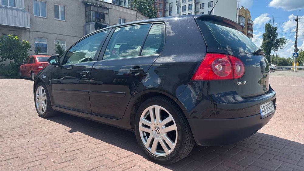 Продам Volkswagen Golf 5