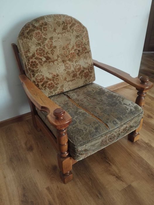 Fotele retro do salonu