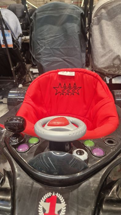 Andarilho carro F1 para bebé