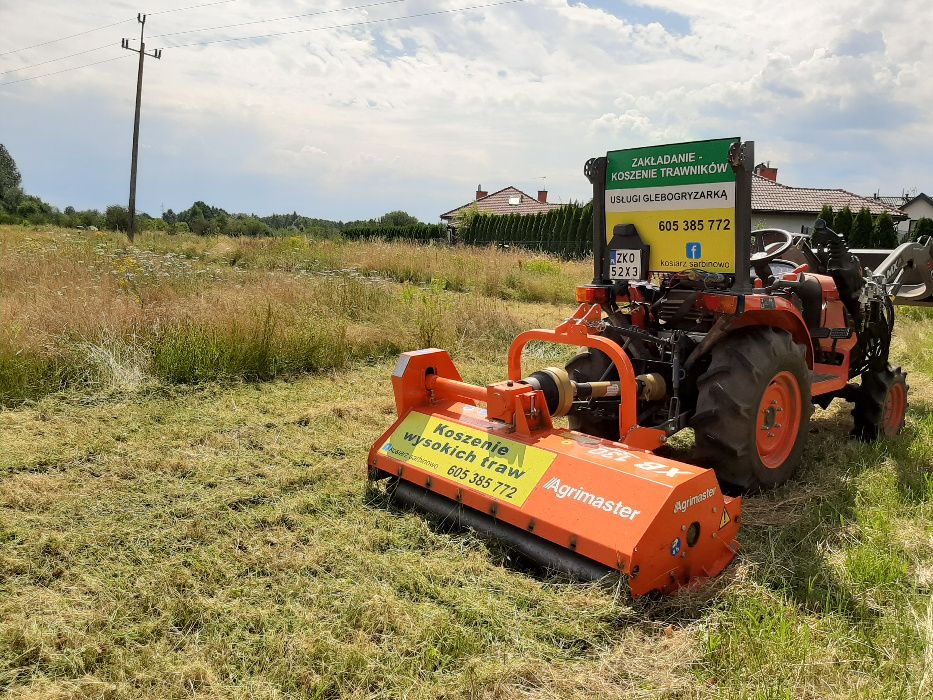 Koszenie trawy trawników nieużytków Zakładanie trawników łąk kwietnych