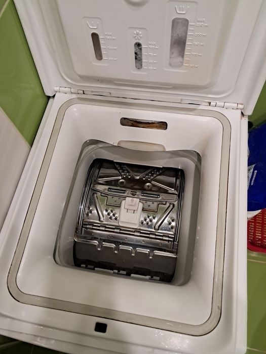 Продам стиральну машину вірпул.