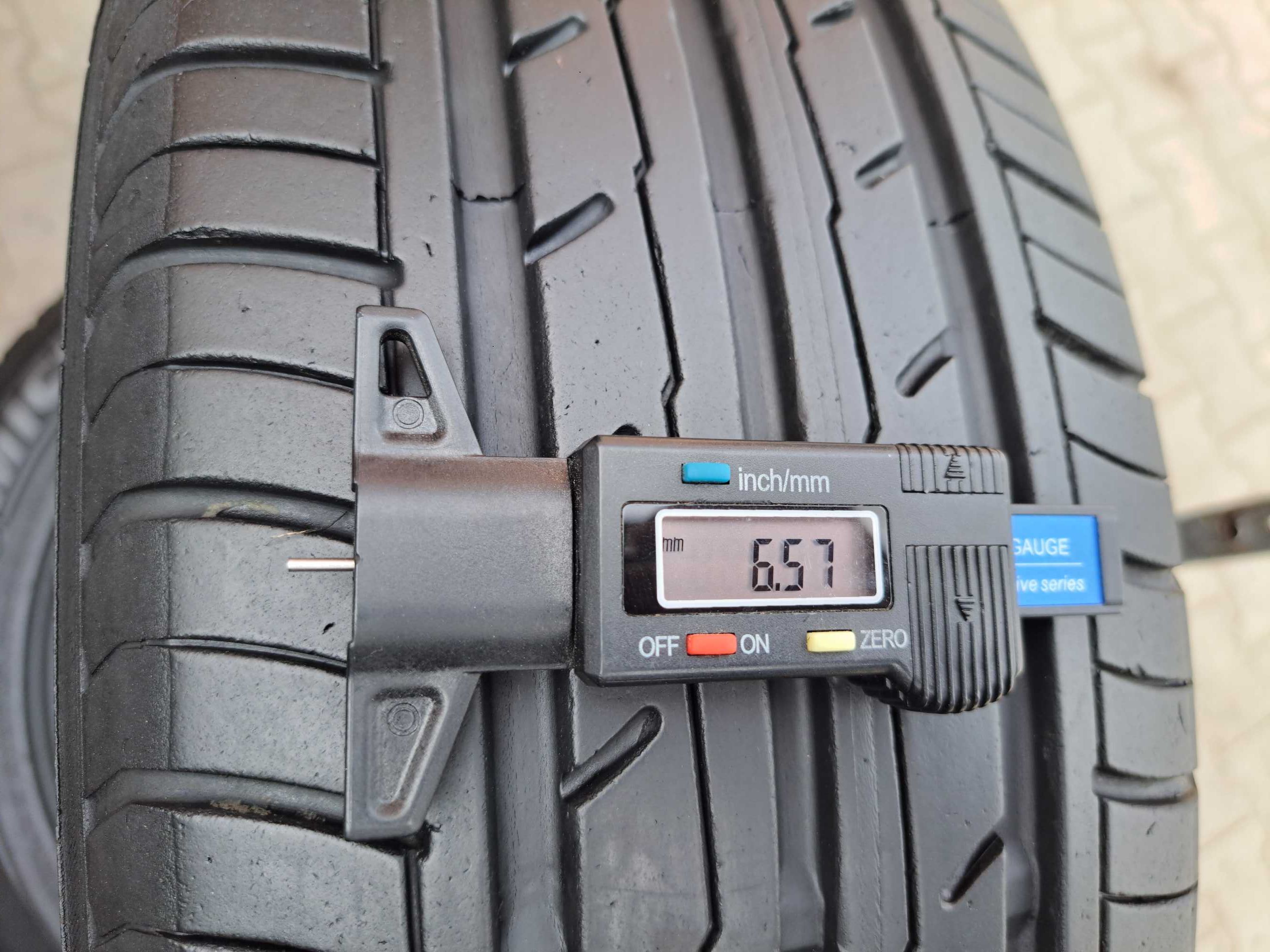 Opona 195/60/15 Pojedyńcza Pojedynka 195/60R15 Yokohama BluEarth ES32
