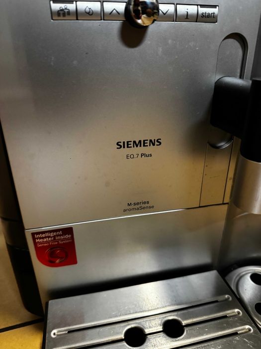 Siemens EQ7 Plus ekspres do kawy ciśnieniowy
