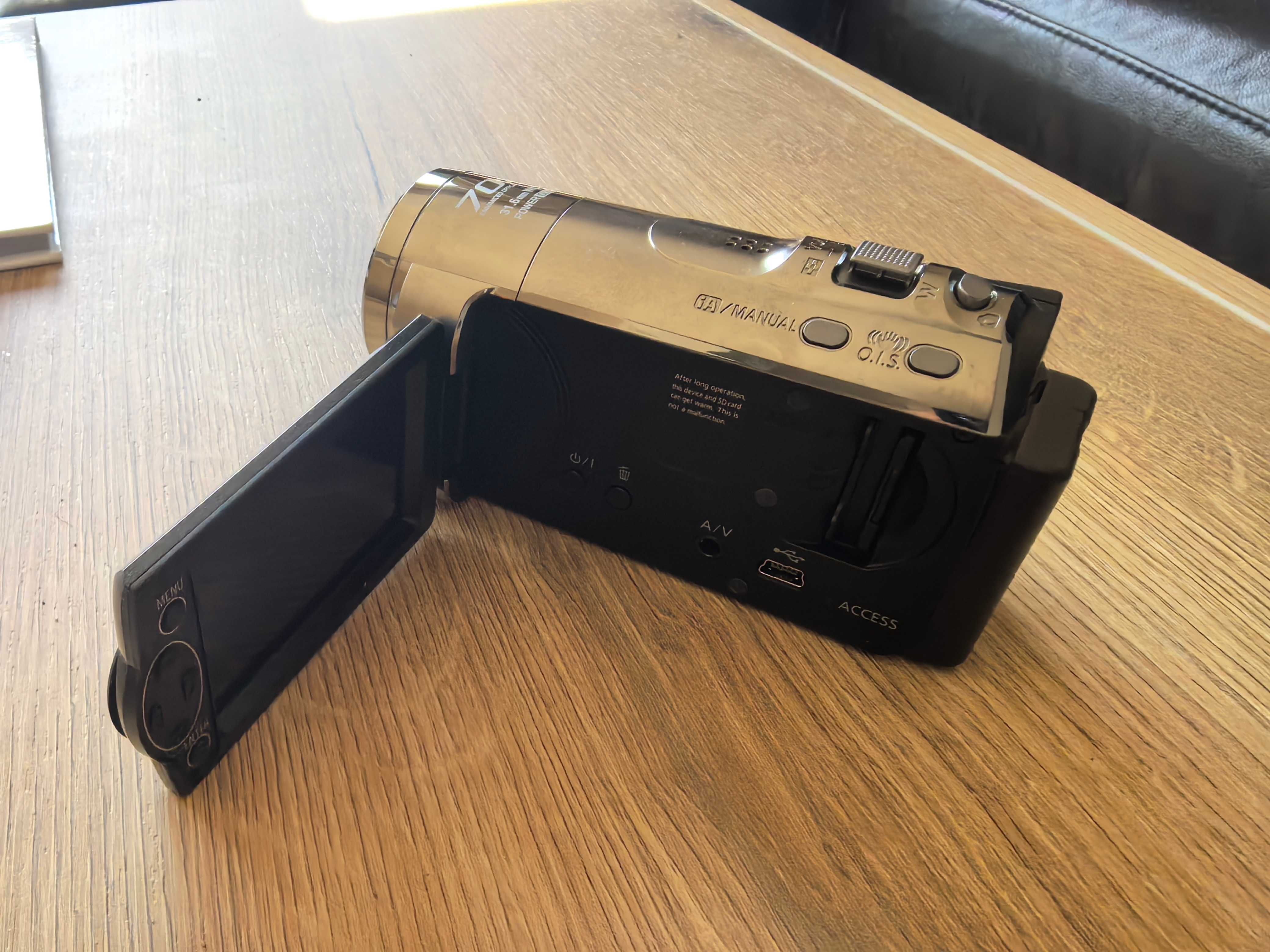 Kamera Panasonic HC-V10