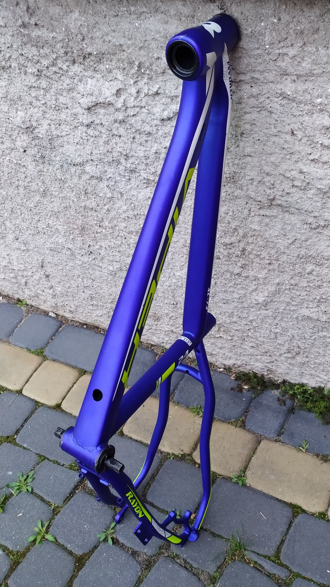 Rama Rowerowa 24" na koła 24"