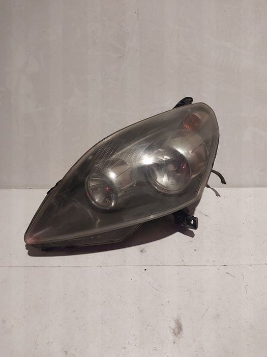 Lewa lampa przednia Opel Zafira B Lift reflektor lewy