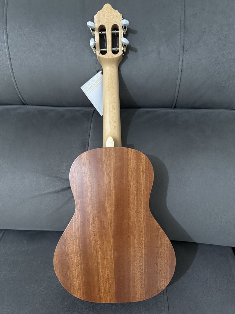 Cavaquinho Brasileiro APC BR110