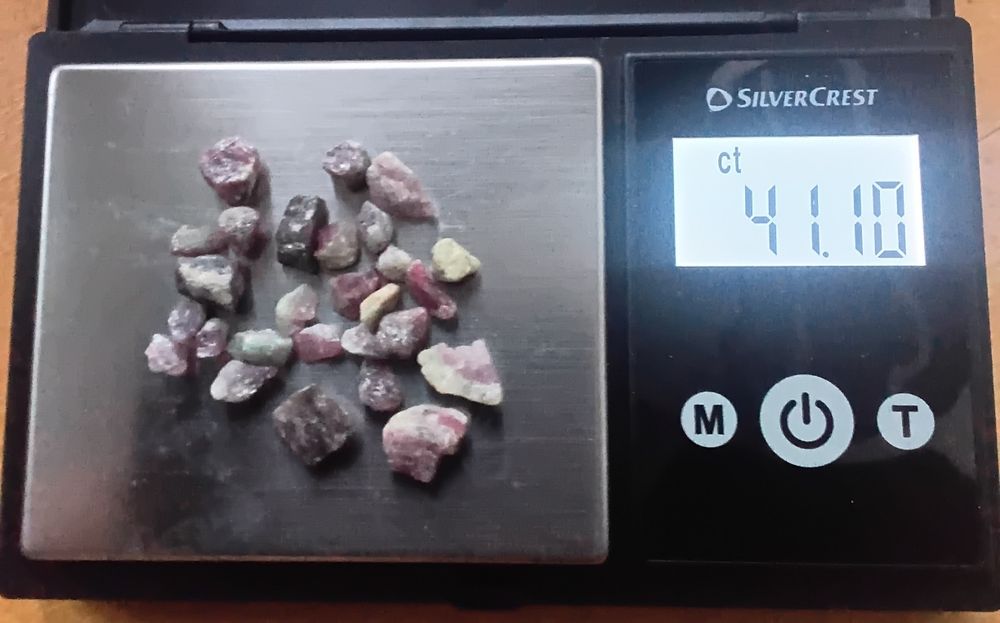 Oportunidade  Unica de Rubis Naturais em bruto  41,10 Quilates