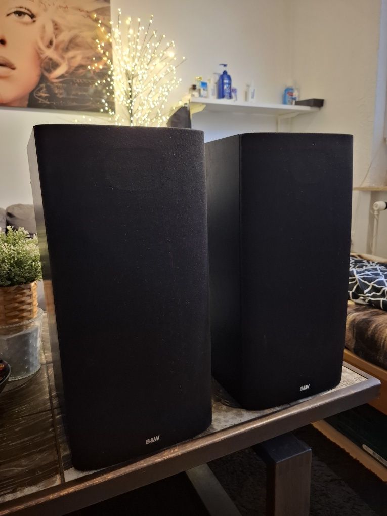 Kolumny B&W Dm602 S3