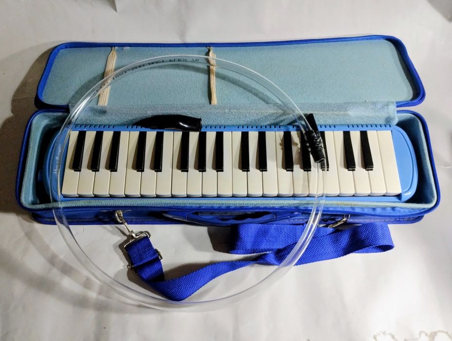 Пианика Maxtone MC37/B