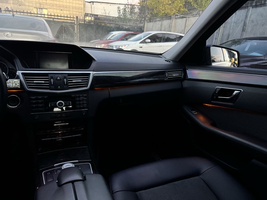 Mercedes Benz 212 3.0 Офіційний Газ Бензин