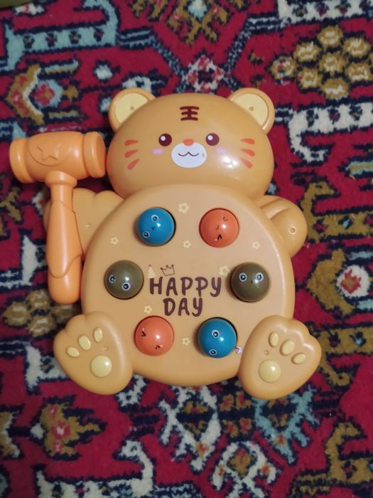 Продам іграшки, сортер, пазли, пірамідки.