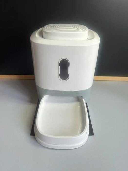 Dispensador Interativo de Ração para Gatos e Cães