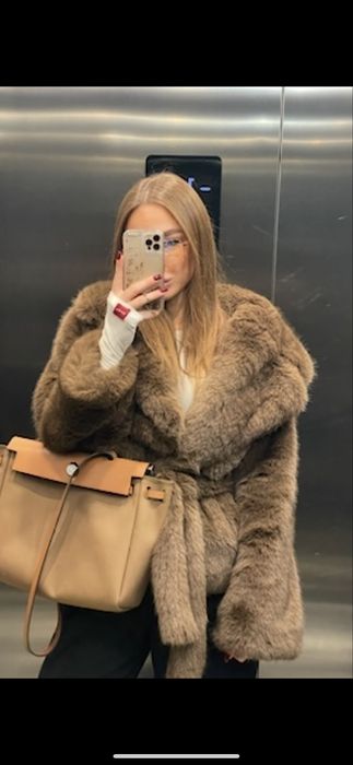 Продам шубу под соболя