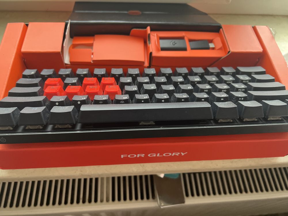 Свічі кайкапи на steelseries apex pro mini