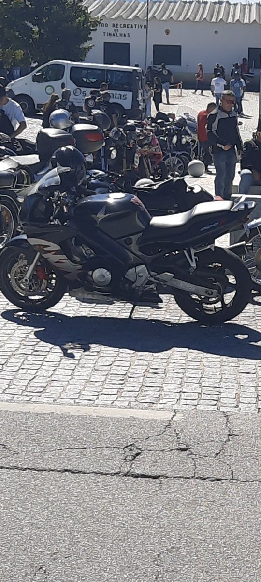 Vendo cbr 600f de 1998 . Ou troco por yamaha virago 1100