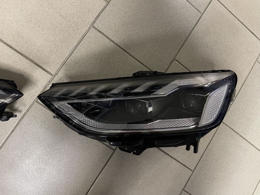 Фара левая правая фары передние Audi A4 b9 B9.5 Matrix led рестайлинг