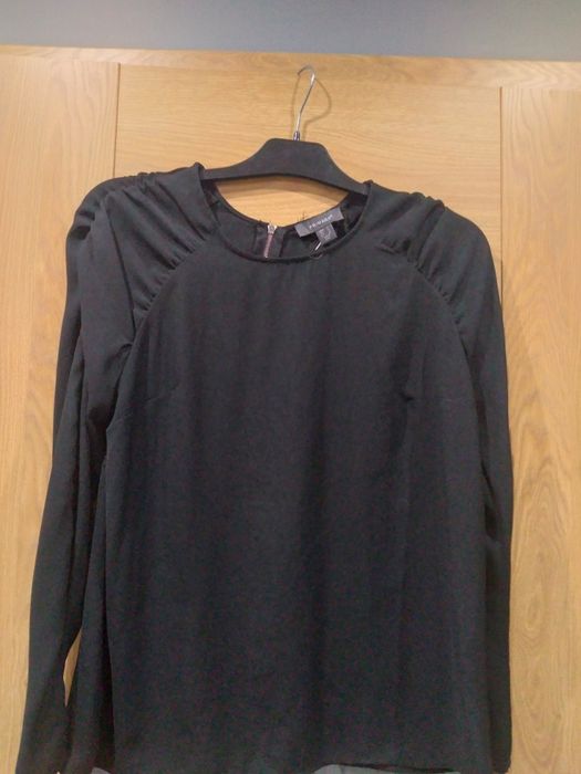 Świetna czarna bluzeczka rozmiar M/L biust 100cm