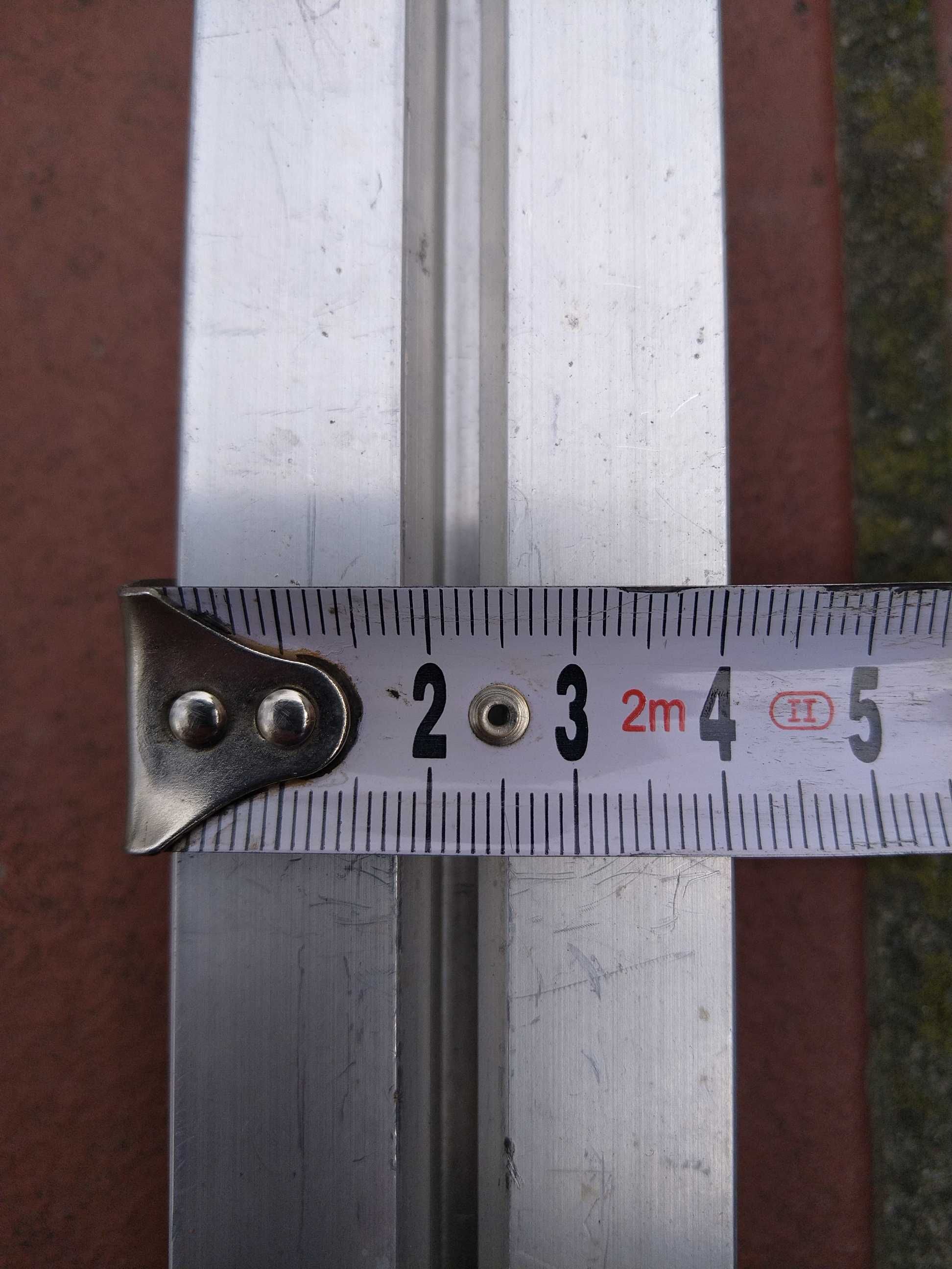 Legar aluminowy 3,9x2,4 dł. 400 cm   17 SZTUK