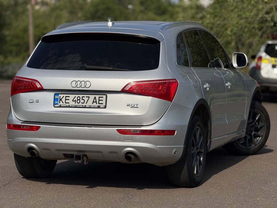 Продам Audi Q5 2012 року
