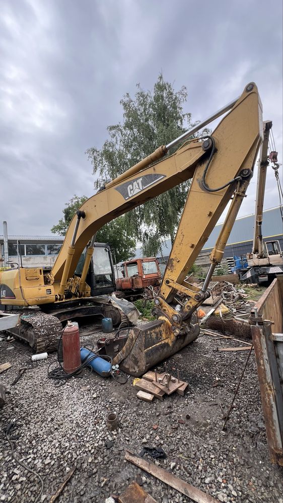 CAT 322C 2006 рік
