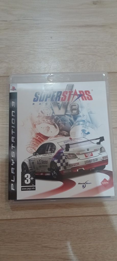 Gra superstars V8 racing