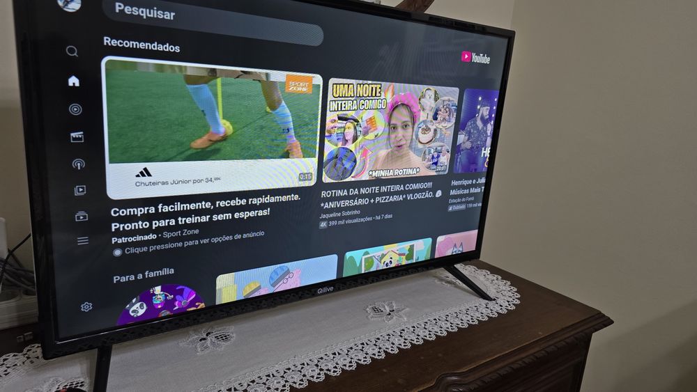 Vendo televisão smart TV 32"