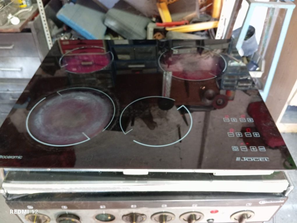 Placa  vitoceramica e forno