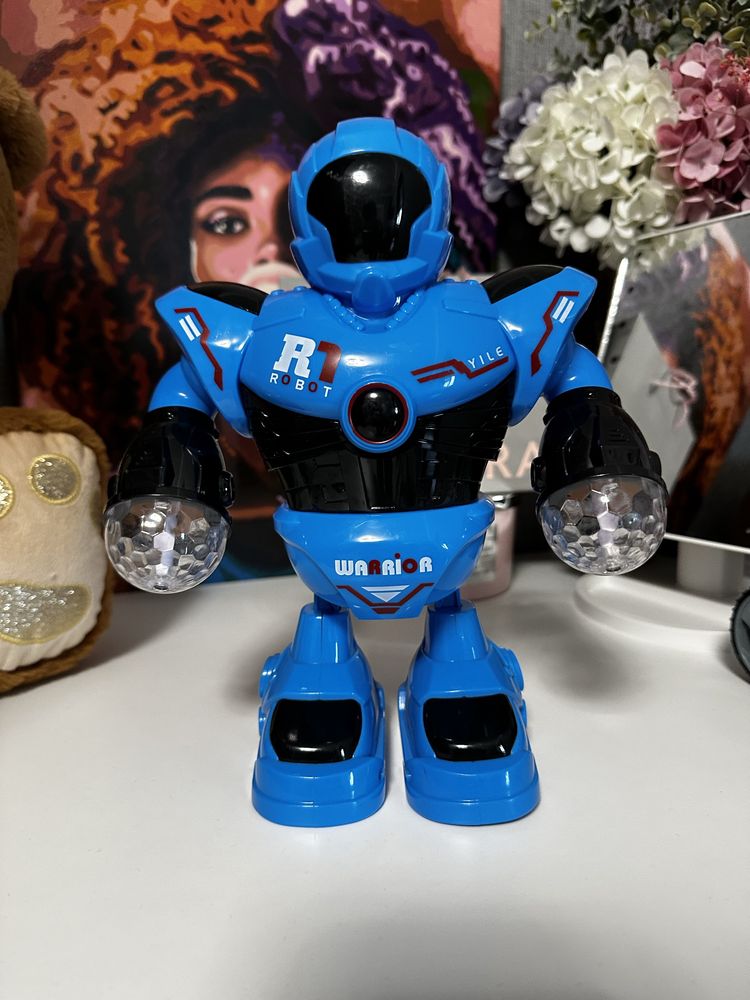 Іграшка робот звук світло