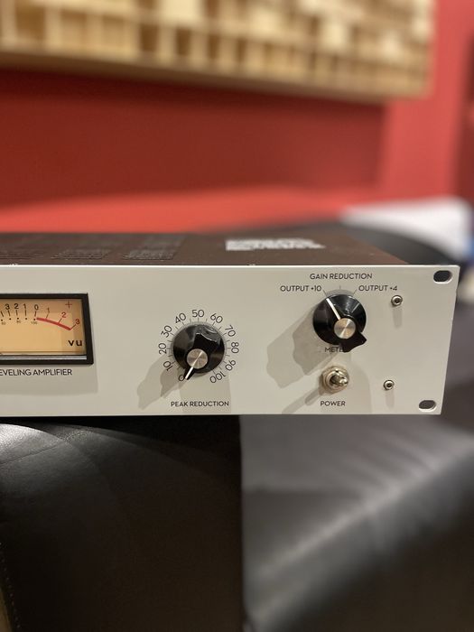 LA2A - Compressor WarmAudio WA2A - Como novo
