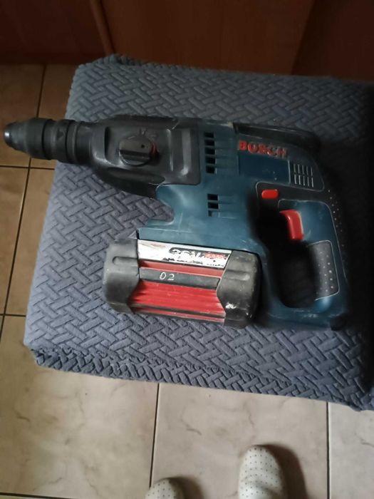 Mlotowierka akumulatorowa 36V Bosch