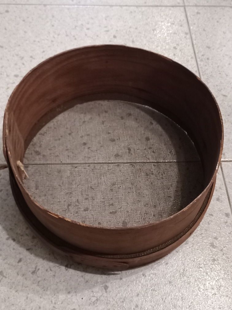 Crivo ou peneira antiga 25 cm de diâmetro