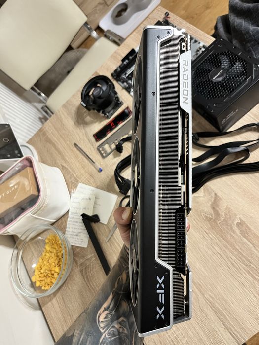 Karta graficzna XFX radeon RX 7900 XTX MERC310 24GB JAK NOWA:)