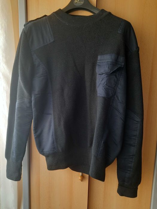 Sweter ochrona policja