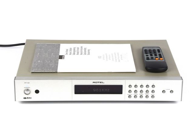 Rotel RT-02 fm - am stereo tuner rds