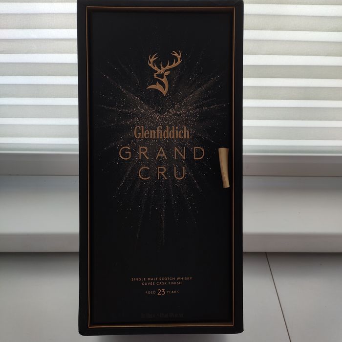 Коробка от виски Glenfiddich Grand Cru 23 года выдержки 0.7л