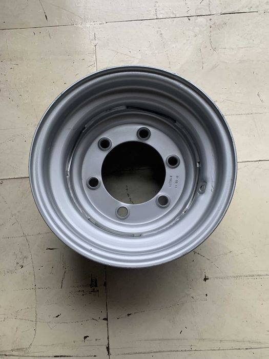 Felga stalowa 15,3x9 do wozów paszowych Siloking