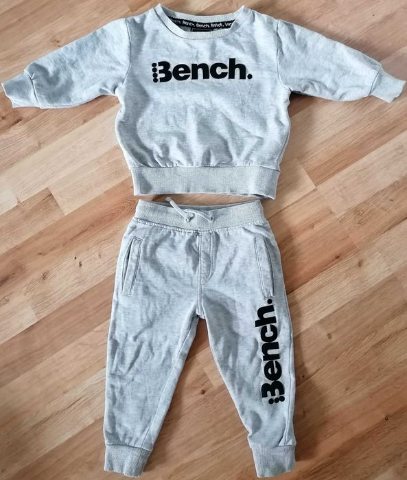 Dres komplet dla chłopca Bench 18msc