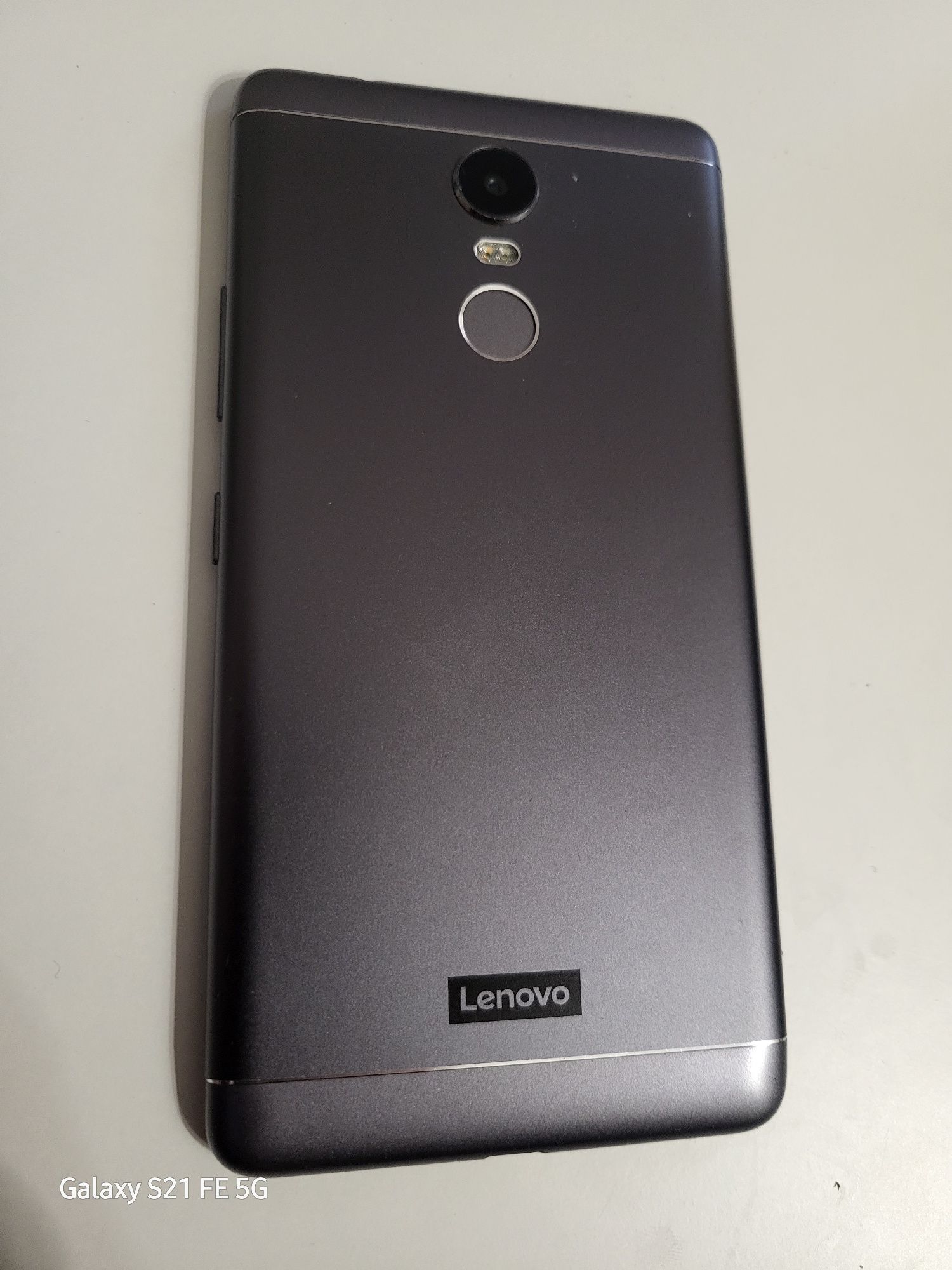 Lenovo  p2 uszkodzony