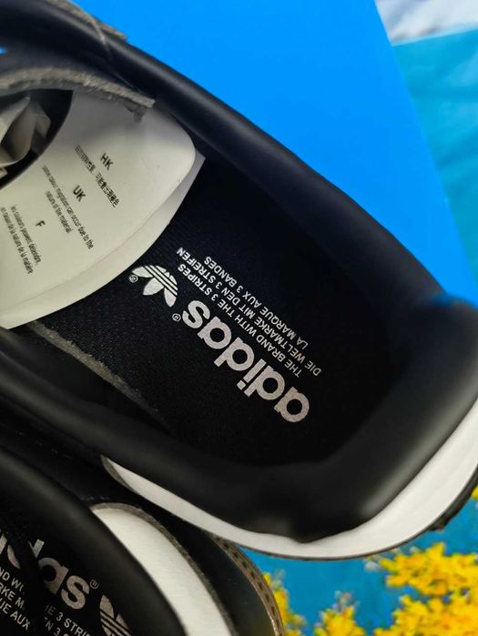 Adidas, biało-czarne trampki, rozmiar 39