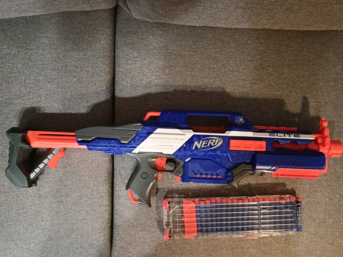 Pistolet NERF Elite Rapidstrike CS-18