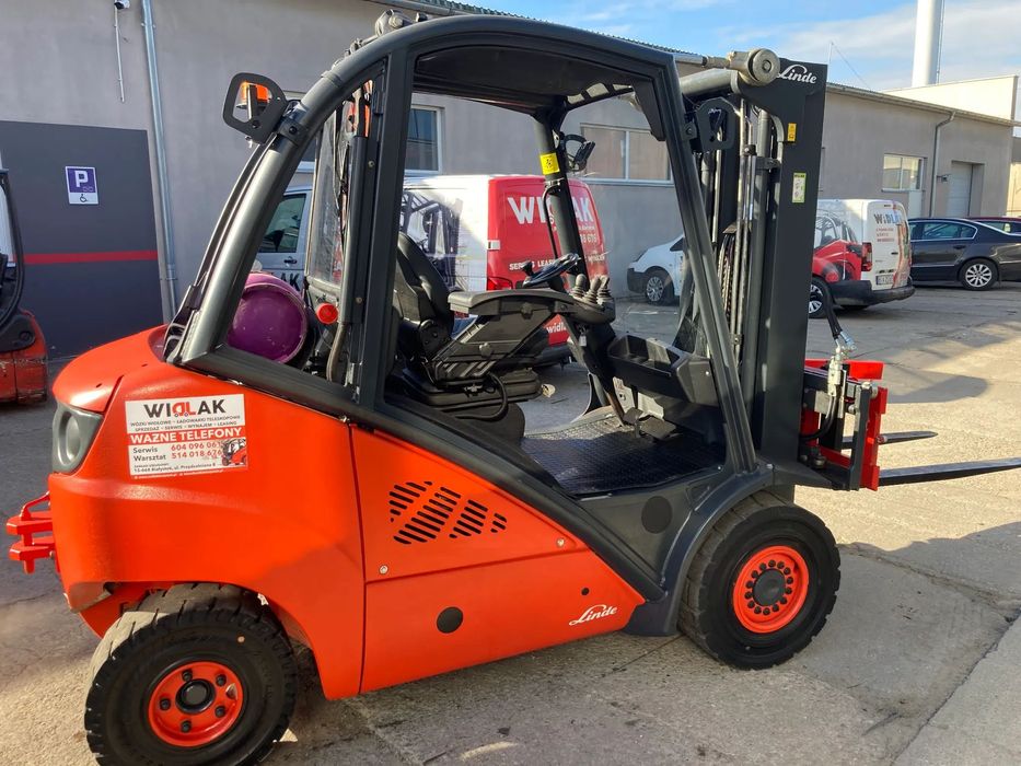 Linde [2005] WÓZEK WIDŁOWY LINDE H30T GAZ 3tony  przesuw boczny