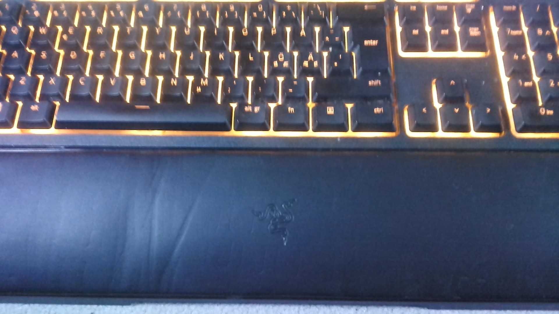 Klawiatura Razer , mysz gamingowa Hyperx