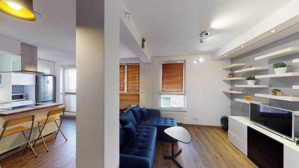 Dwupoziomowy Apartament przy Wrocławskim Rynku, max 8 os, balkon