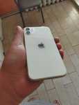 iPhone 11 на 64