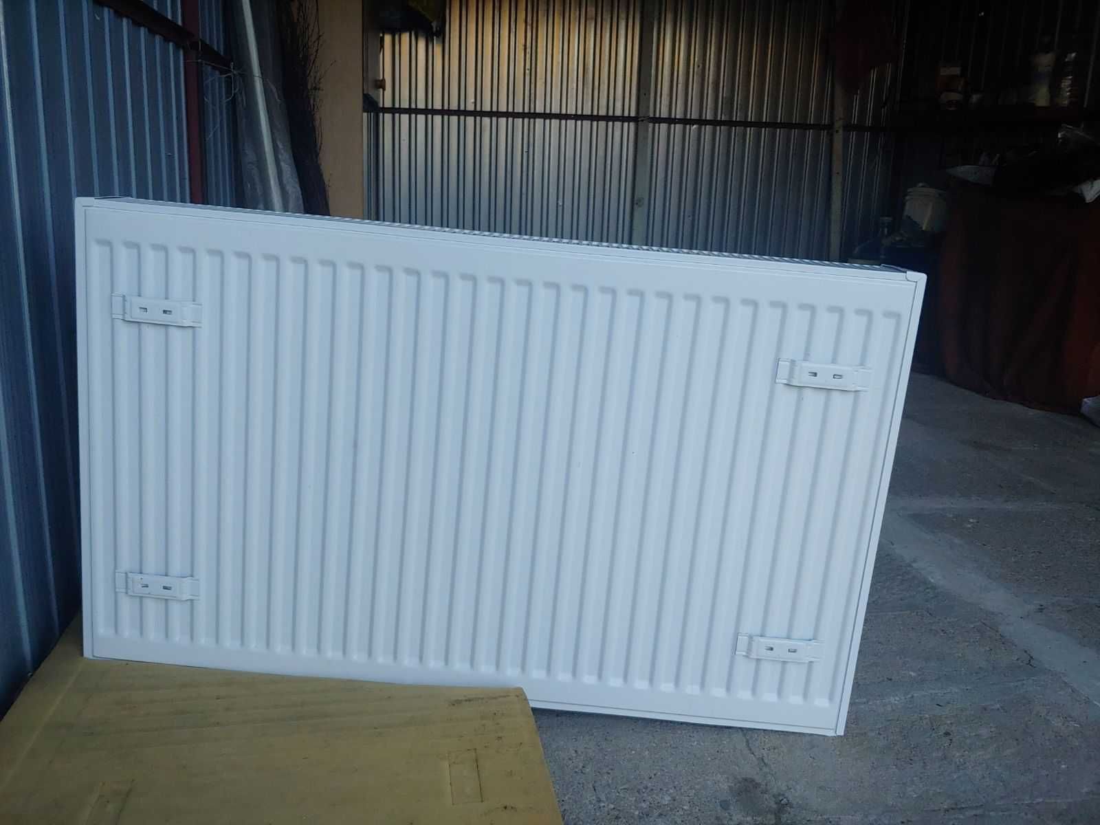 Grzejnik panelowy DIAMOND C22 100cm