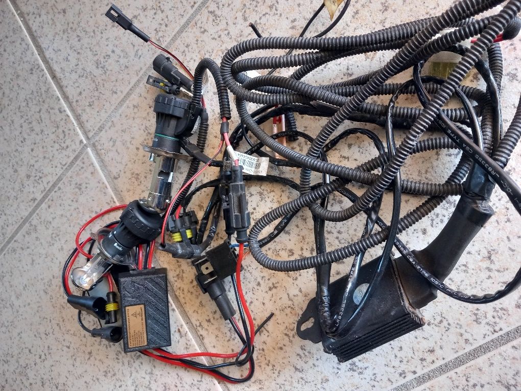 Balastros mais lâmpadas de xénon