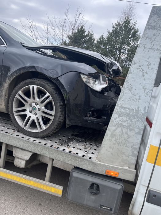 Laweta holowanie Pomoc drogowa Serock Nasielsk Legionowo Nieporęt